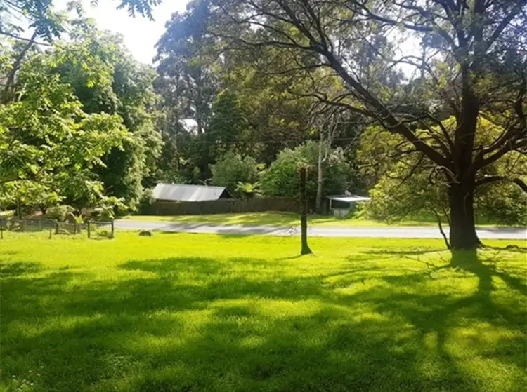 8 Shirley Avenue, Warburton VIC 3799