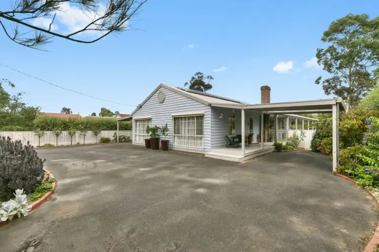 42 Jacka Street