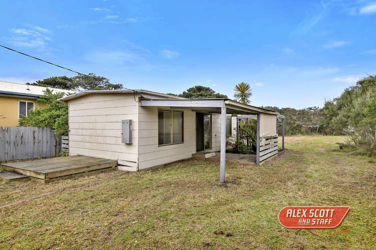 Second view of Homely house listing, 5 BATMAN STREET, Surf Beach VIC 3922