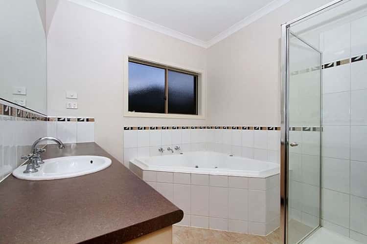 Fifth view of Homely house listing, 4 Timbarra Court, Craigieburn VIC 3064