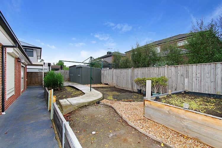 Sixth view of Homely house listing, 4 Timbarra Court, Craigieburn VIC 3064