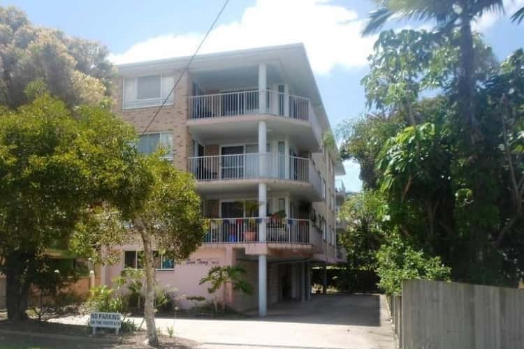 Main view of Homely unit listing, 2/13 Arthur Street, Kings Beach QLD 4551