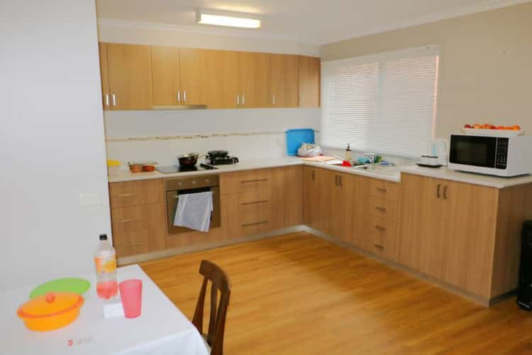 Fifth view of Homely unit listing, 6 KARMAI COURT, Korumburra VIC 3950