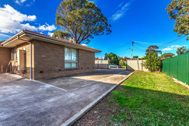Fifth view of Homely house listing, 17 Evergreen Avenue, Albanvale VIC 3021