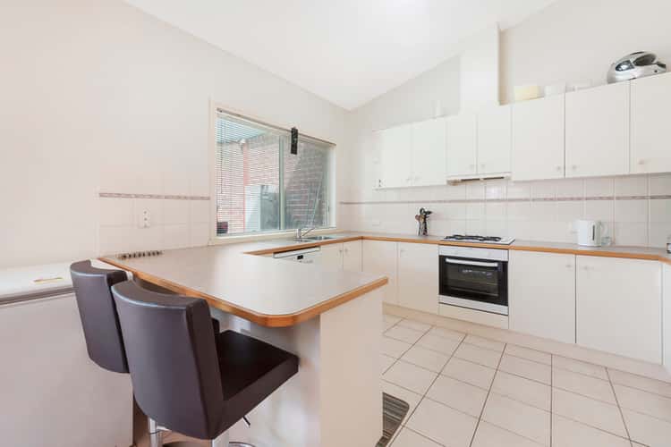 Second view of Homely unit listing, 2/26 Thomas Mitchell Drive, Wodonga VIC 3690