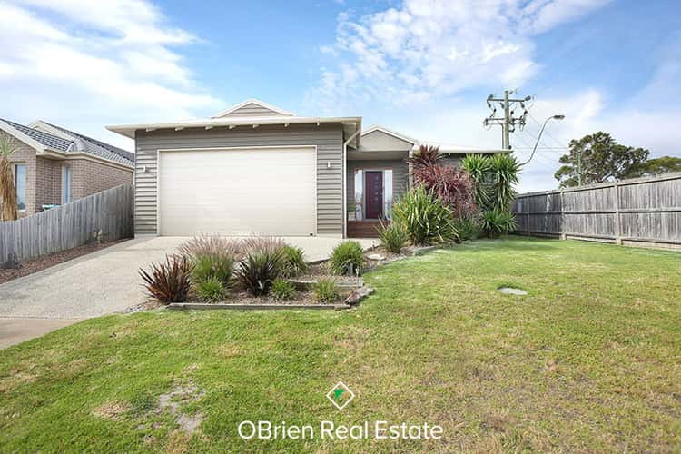 Main view of Homely house listing, 18 Dominic Mews, Somerville VIC 3912