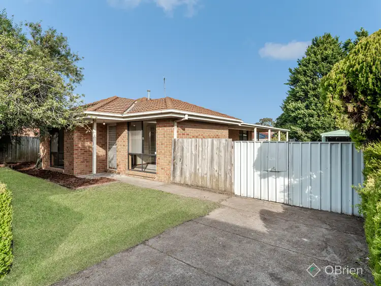 4 Newbury Court