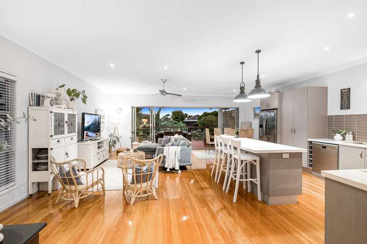 227 Gordon Parade, Manly QLD 4179