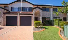 60/141 Pacific pines Boulevard