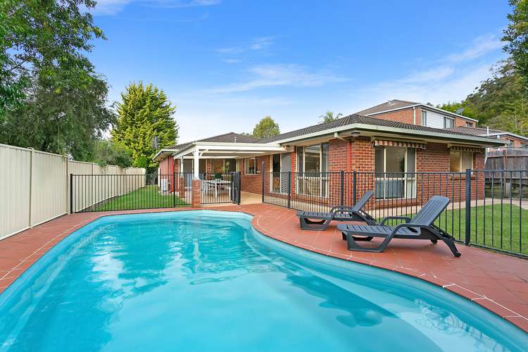 11 Oxley Place, Point Clare NSW 2250