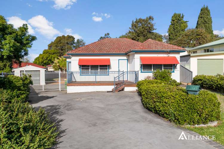 13 Roslyn Avenue, Panania NSW 2213