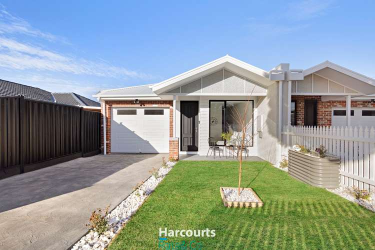 Main view of Homely townhouse listing, 140A Casey Drive, Lalor VIC 3075