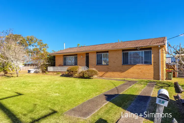 18 Kanangra Drive