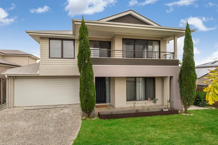 27 Taylor Place