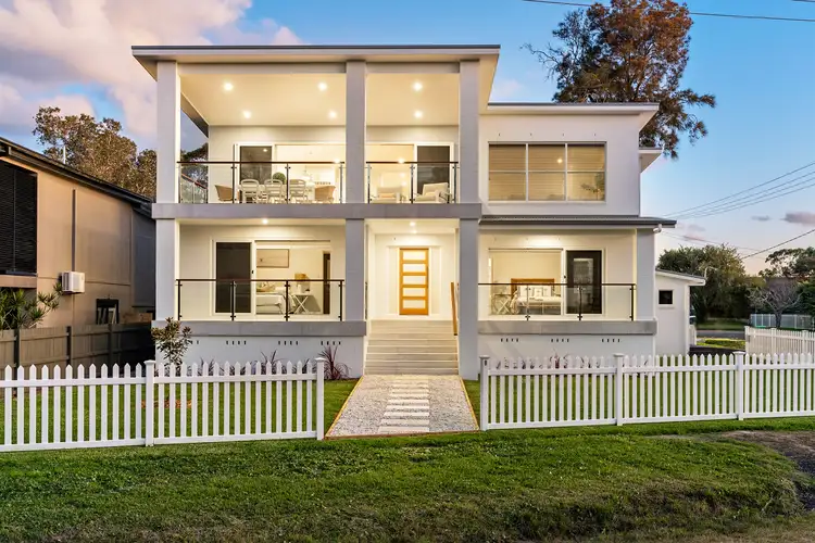 8 Lucinda Avenue