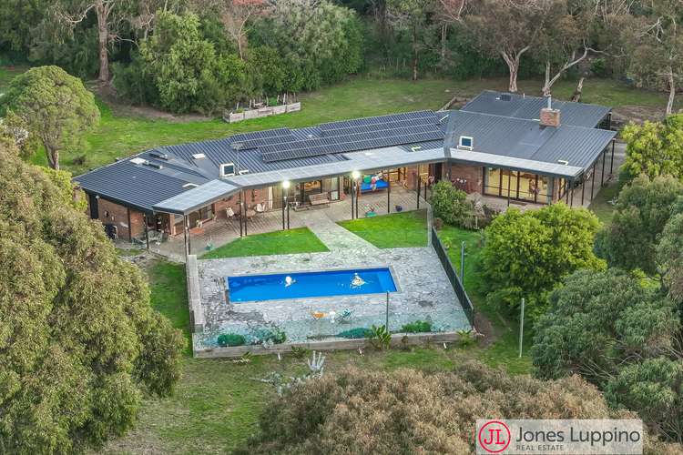 105 Sandy Point Road, Somers VIC 3927