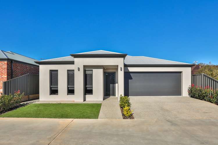 Main view of Homely house listing, 5 Holney Grove, Irymple VIC 3498