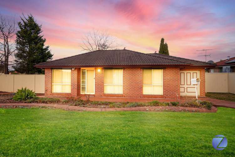 111 Parkholme Circuit, Englorie Park NSW 2560