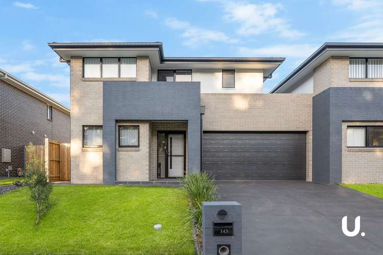 143 Ingleburn Gardens Drive