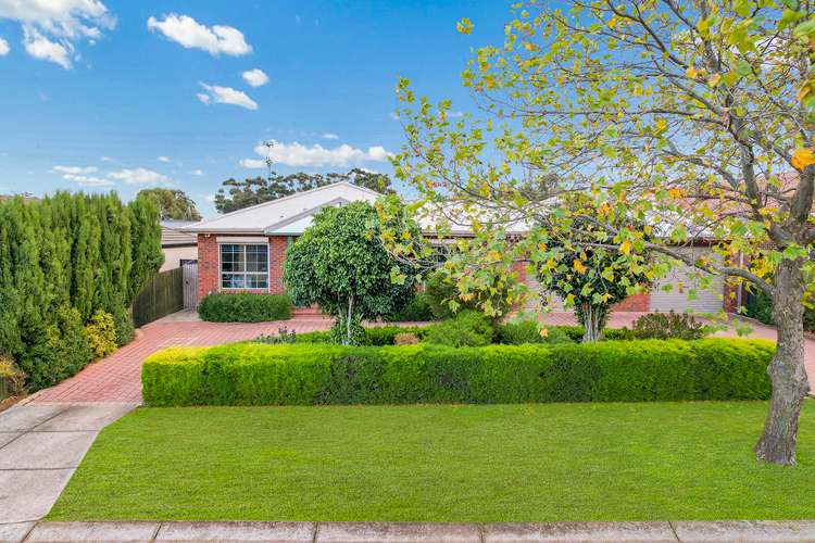 17 Imperial Court, Hillside VIC 3037