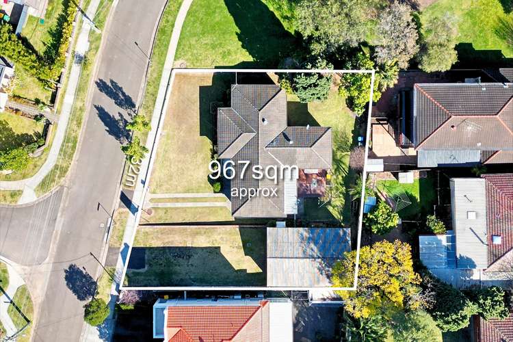 2 Barellan Avenue, Carlingford NSW 2118