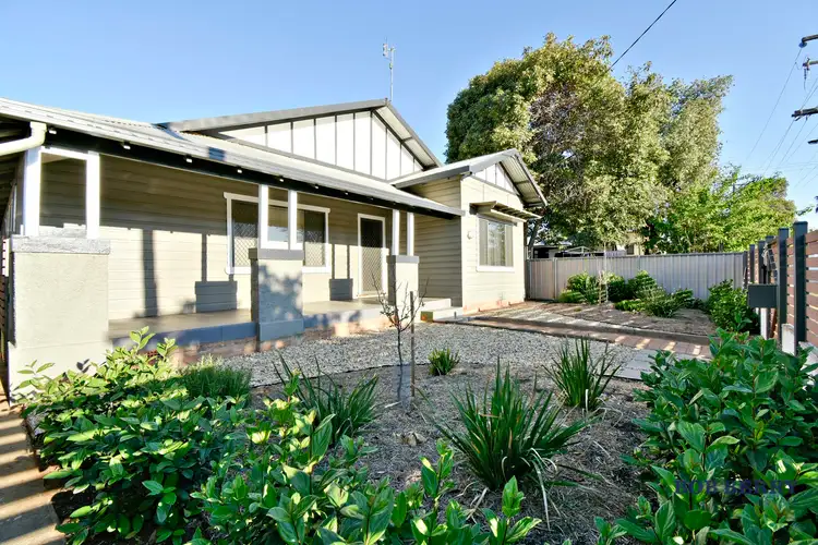 20 Rawson Street