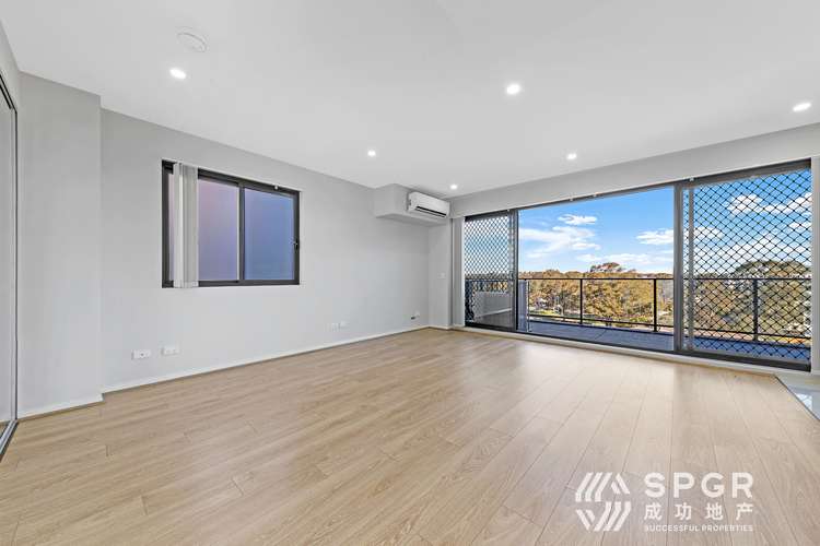 Second view of Homely studio listing, 601/240-250 Great Western Highway, Kingswood NSW 2747