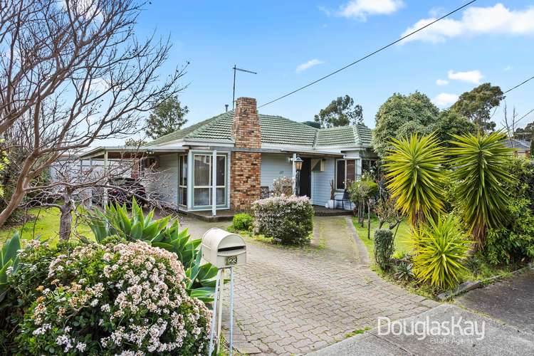 123 Suffolk Road, Sunshine North VIC 3020