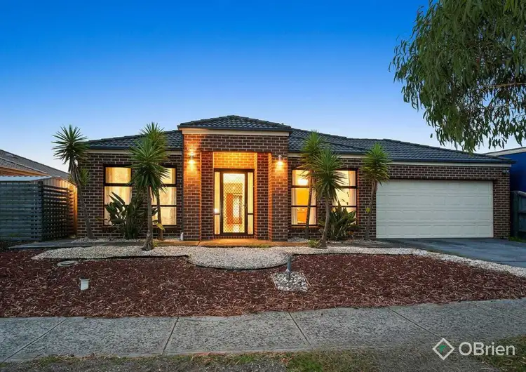 Main view of Homely house listing, 4 Pepperbush Circuit, Cranbourne VIC 3977