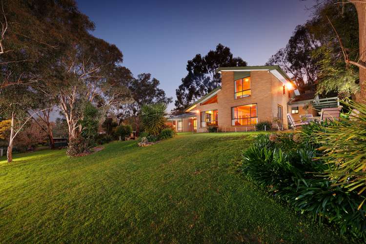 39 Barton Drive, Baranduda VIC 3691