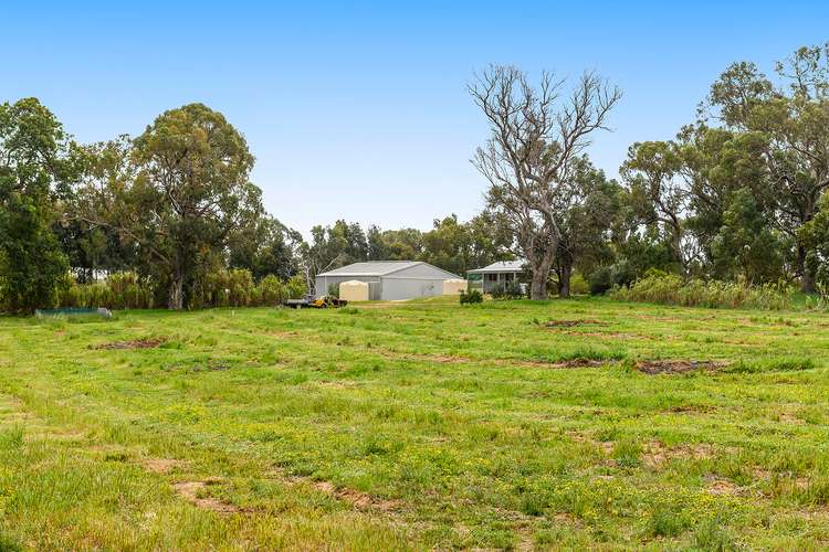 244 Rangeview Drive, Wanerie WA 6503