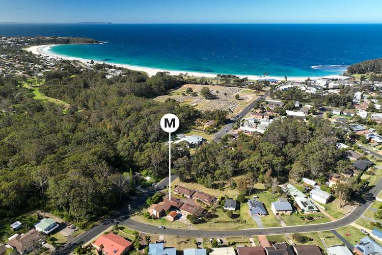 4/16 Ocean Street, Mollymook NSW 2539