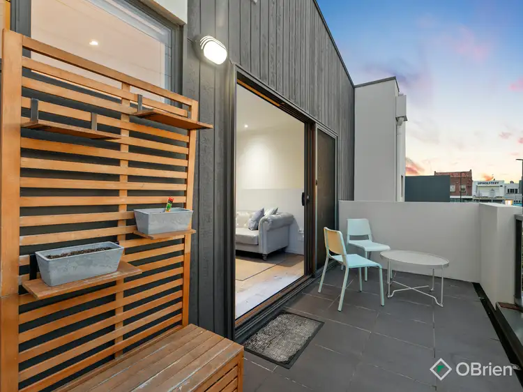 2D Swanpool Avenue