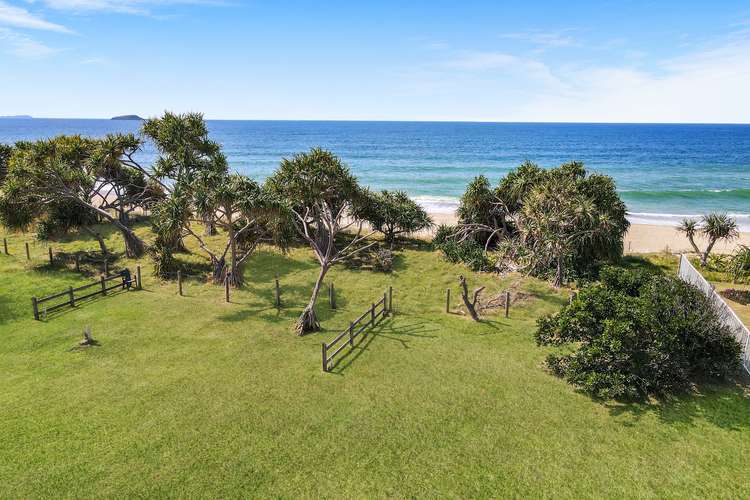 4 Oceanfront Drive, Sapphire Beach NSW 2450