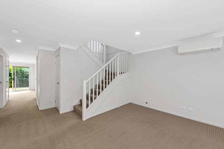 Second view of Homely house listing, 6 Moffitt Place, Morisset NSW 2264