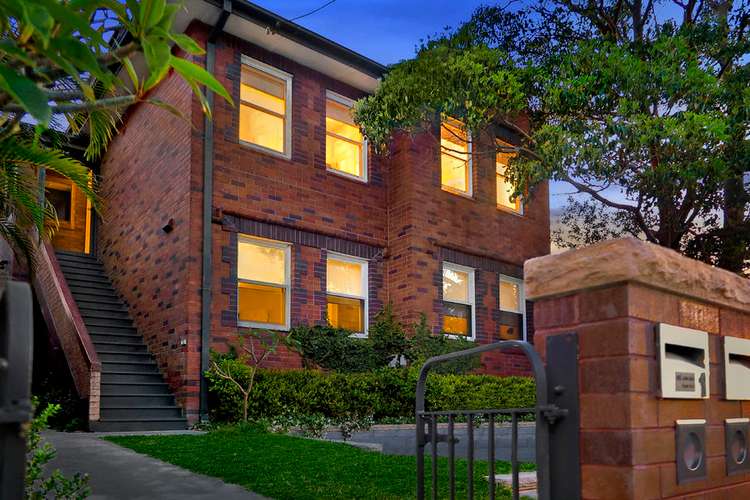 Main view of Homely semiDetached listing, 2/99 Balgowlah Road, Fairlight NSW 2094