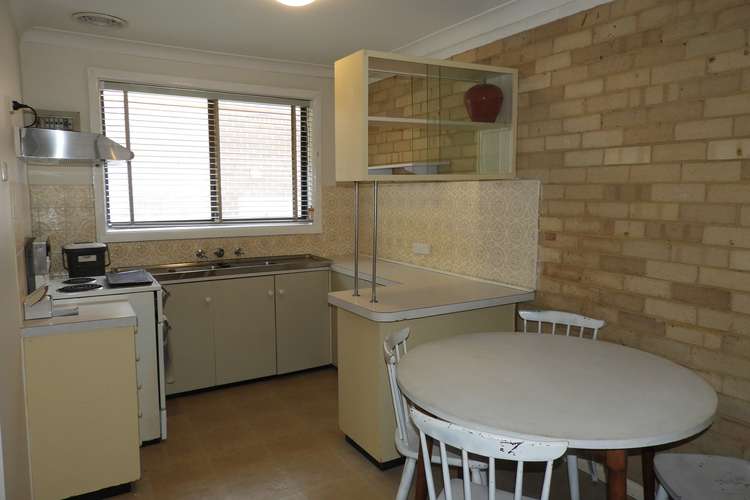 Fifth view of Homely unit listing, 2/15 Poulter Street, West Wollongong NSW 2500
