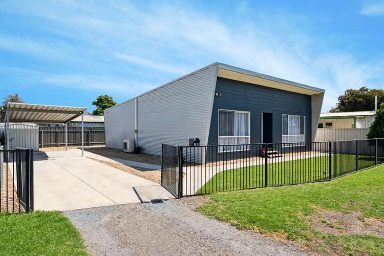 18 Bowering Hill Road, Port Willunga SA 5173