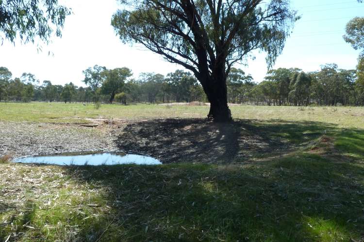 CA 8 Bobsiens Hill Road, Wedderburn VIC 3518