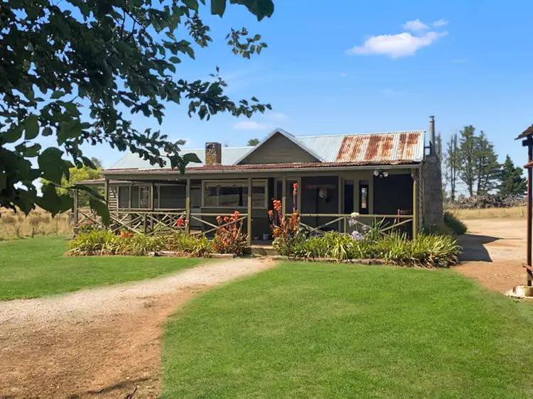 380 Mt Vincent Road