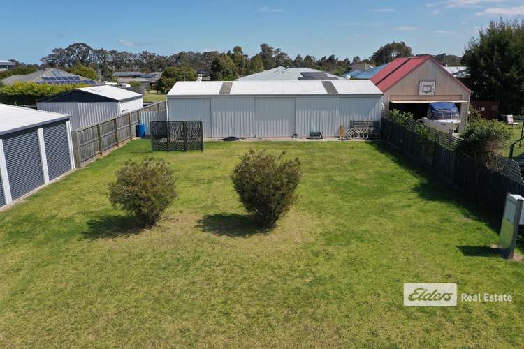 41 Fullarton Drive, Paynesville VIC 3880