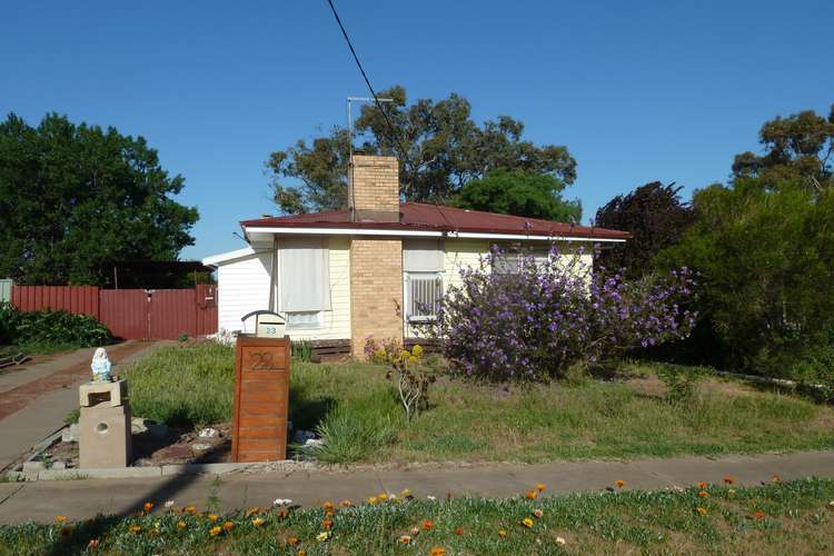 23 Mary Street, Charlton VIC 3525