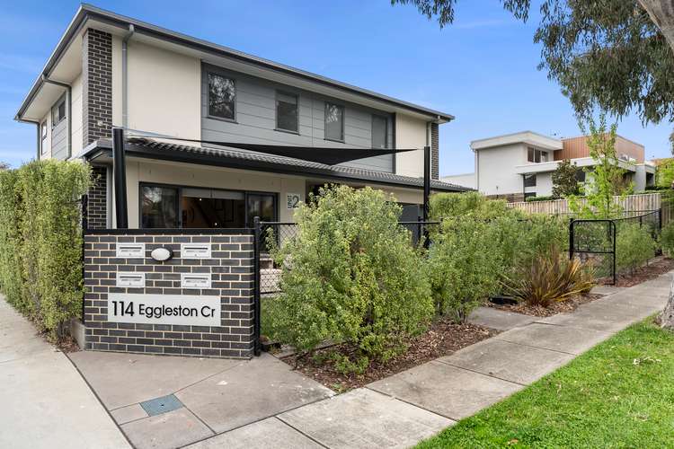 Main view of Homely townhouse listing, 2/114 Eggleston Crescent, Chifley ACT 2606