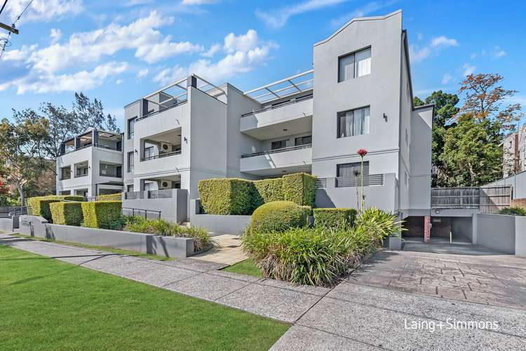 Main view of Homely unit listing, 3/30 Lydbrook Street, Westmead NSW 2145