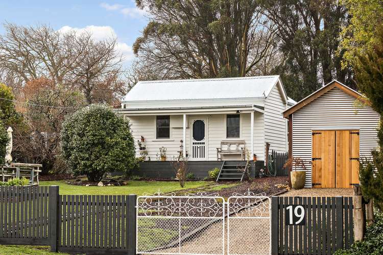 19 Queensberry Street, Daylesford VIC 3460