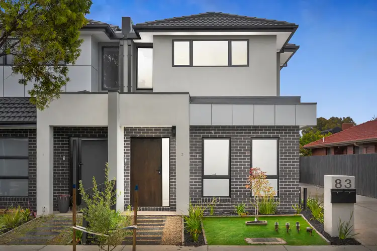2/83 Kernot Street