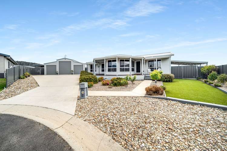 5 Moore Close, Cooma NSW 2630