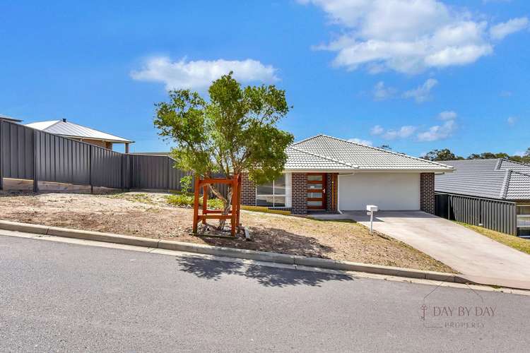 8 Ridgeview Drive, Cliftleigh NSW 2321