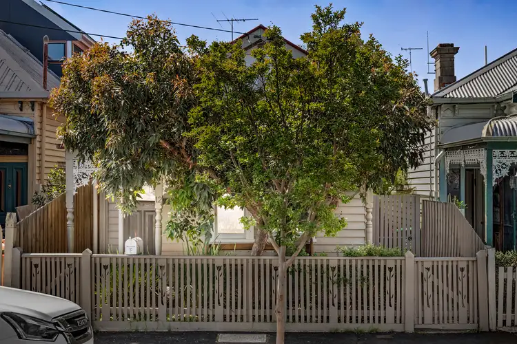 12 Thomson Street