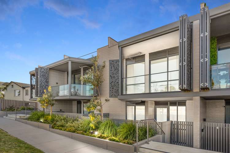 Main view of Homely townhouse listing, 3/95 Beach Road, Mentone VIC 3194